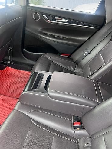 haima 3: Hyundai Grandeur: 2018 г., Седан — 4