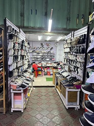 тез арада: Срочно продаю контейнер рынок дордой обувной ряд оберон — 2