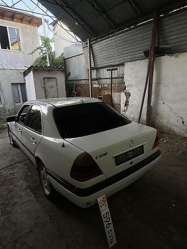 Mercedes-Benz C-Class: 1995 г., 2 л, Механика, Бензин, Седан — 2