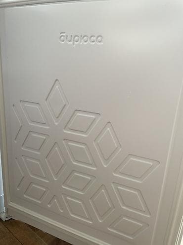 bud e2: Холодильник Biryusa, Двухкамерный — 2