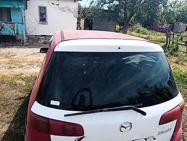 Mazda Verisa: 2004 г., 1.3 л, Кол менен иштөөчү, Бензин, Хетчбек — 5