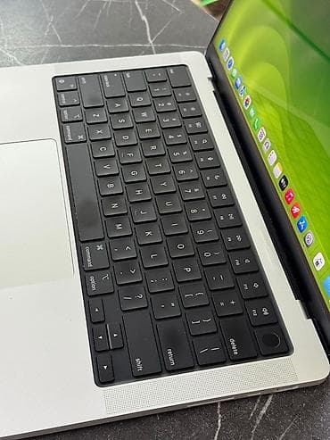 цены на процессоры: MacBook Pro 14" (2021) — Apple M1 Pro Характеристики: 2021 года — 9