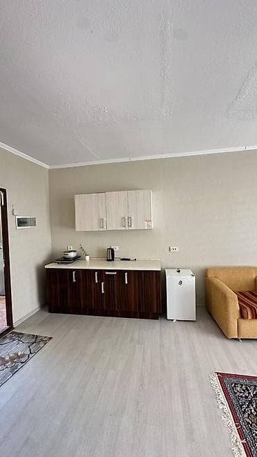 почасовые квартиры: Квартира, ЦО Asia Palace, Сары-Ой, Детская площадка, Парковка, стоянка, Охраняемая территория — 9