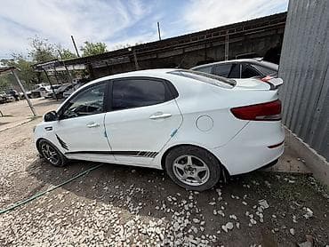 kia rio 2017: Kia Rio: 2015 г., 1.6 л, Автомат, Бензин, Седан — 3