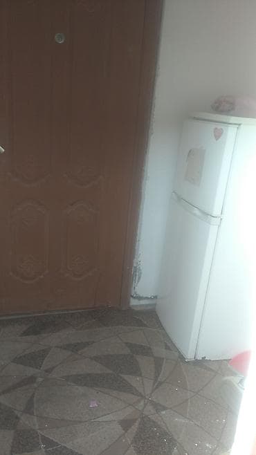 Бөлмөлөр: Сдаю квартиру в частном доме в Учкуне. куханый гарнитур, диван — 2