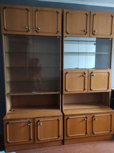 книжные шкафы ош: Книжный шкаф, Б/у, Дерево — 1