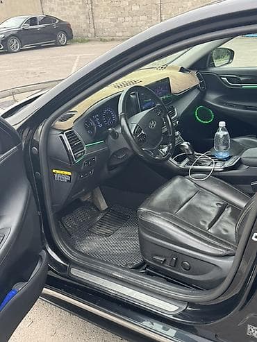 geely galaxy e5: Hyundai Grandeur: 2018 г., 2.4 л, Гибрид, Седан — 5