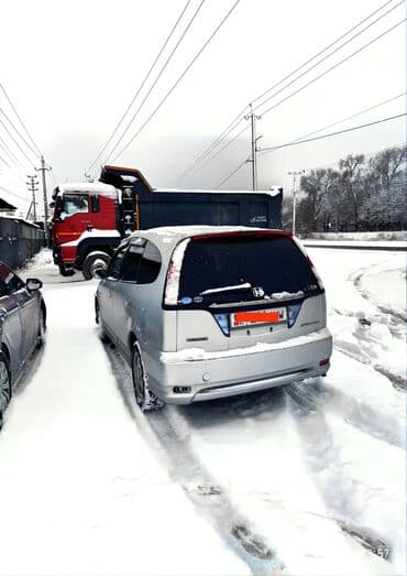 полики срв: Honda Stream: 2004 г., 2 л, Вариатор, Бензин, Минивэн — 5