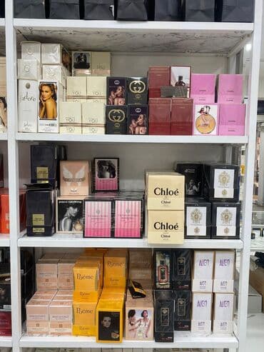 В наличии широкий ассортимент парфюмерной продукции различных брендов