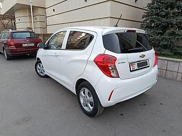 dewoo matiz: Chevrolet Spark: 2022 г., 1 л, Вариатор, Бензин, Хэтчбэк — 3