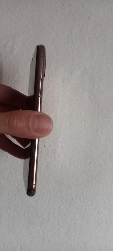 iphone xs 128gb: Iphone xs max на 256gb. на айклауде, дети играли поставили пароль. в — 3
