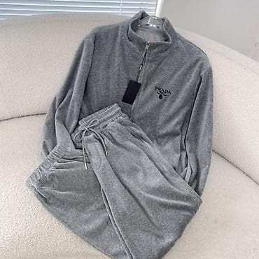 tech flecee nike: Женский велюровый спортивный костюм, серый Prada✅ - Комплект из двух — 5