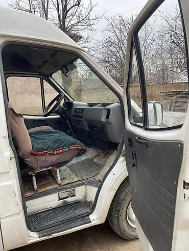 для такси авто: Ford Transit: 1990 г., Минивэн — 5