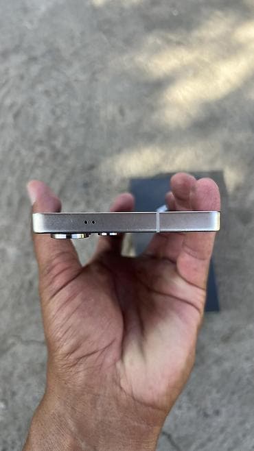 черные часы: Samsung Galaxy S25 Ultra, Б/у, 512 ГБ, цвет - Черный, 1 SIM, eSIM — 10