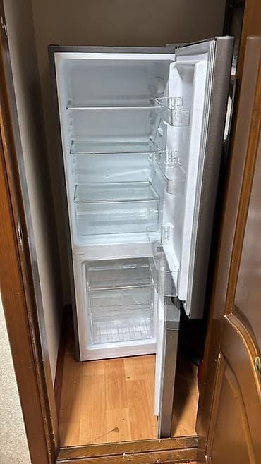 poco c 71: Холодильник POCO line (Kühl-Gefrierkombination), нерж. сталь - Тип — 5