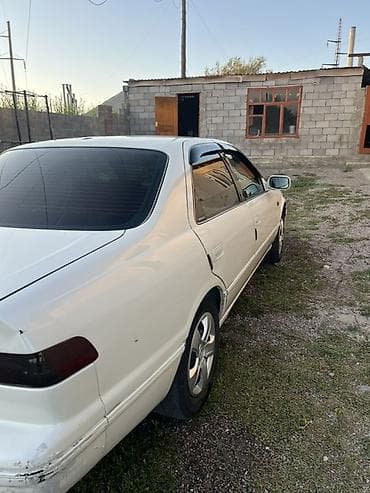 4a fe: Toyota Camry: 1998 г., 2.2 л, Автомат, Газ, Седан — 5
