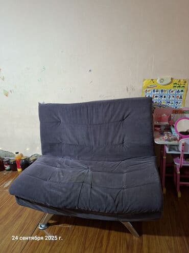 Угловые диваны: Раскладной диван, Б/у — 1