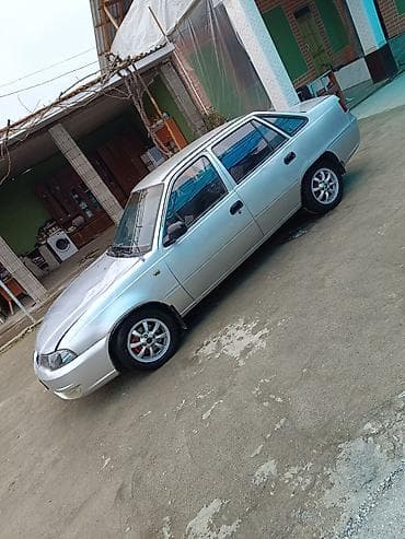 некия: Daewoo Nexia: 2011 г., 1.6 л, Механика, Бензин, Седан — 8