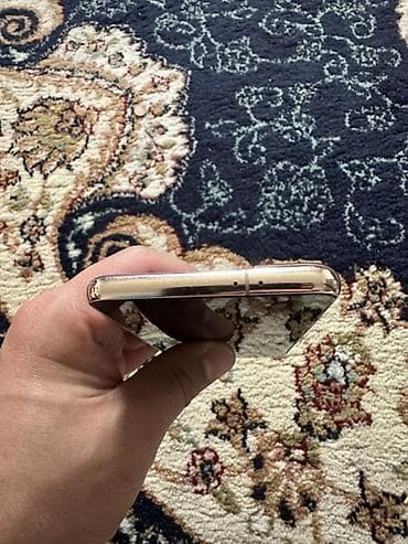 галакси ош: Samsung Galaxy S21, Б/у, 128 ГБ, цвет - Фиолетовый, 2 SIM — 6