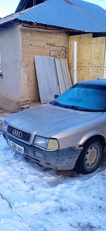 hyundai venue: Audi 80: 1992 г., 0.2 л, Механика, Бензин, Седан — 2