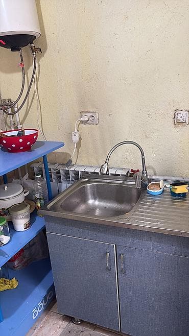 1 bedroom: Сдается 1комната с прихожкой Горячая холодная вода свет газ есть — 4