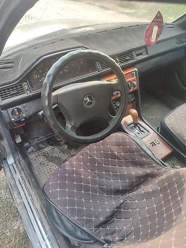 кызыл суу авто: Mercedes-Benz W124: 1989 г., 2.3 л, Автомат, Бензин, Седан — 4