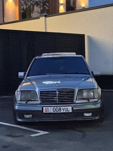 class: Mercedes-Benz W124: 1994 г., 3.2 л, Автомат, Бензин, Седан — 4