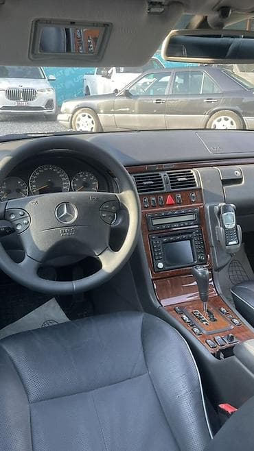 e500 124: Mercedes-Benz E-Class: 2000 г., Седан — 8