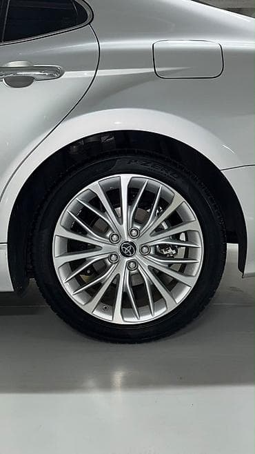 highlander 2012: Toyota Camry: 2019 г., 2.5 л, Бензин, Седан — 4
