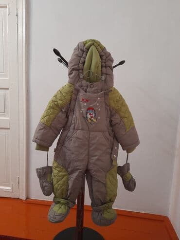 теплый детский костюм: Комбинезон - конверт мальчиковый. До 2х лет. Состояние хорошее — 1