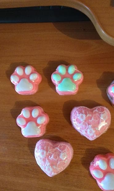 Промышленная химия: Ручное мыло фигурное - Формы: след лапки и сердце. - Цвета: розовая — 4