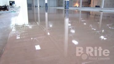 заливка пола: Стяжка Бесплатная консультация, Гарантия Больше 6 лет опыта — 2