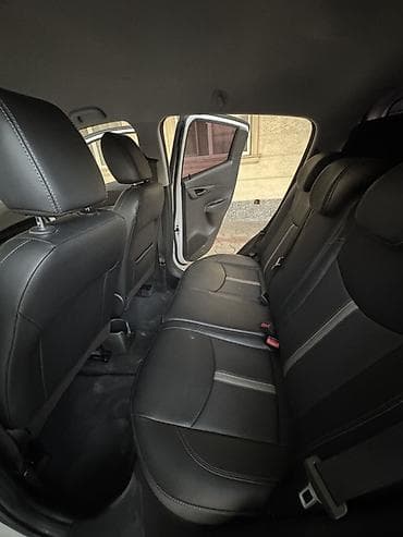 zil 130: Chevrolet Spark: 2019 г., 1 л, Автомат, Бензин, Хэтчбэк — 9