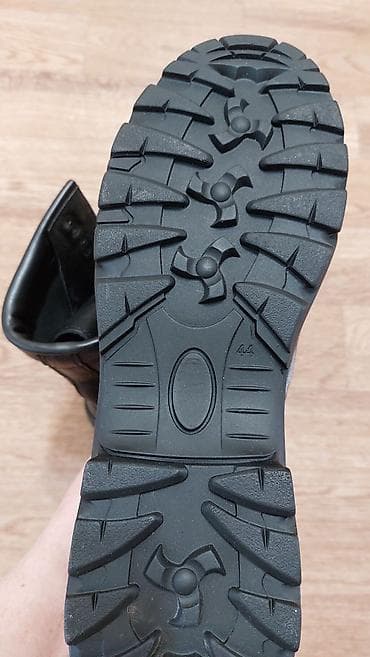 туфли военные: Берцы новые/армейские летние (весна, осень) ботинки черные, размер 44 — 2