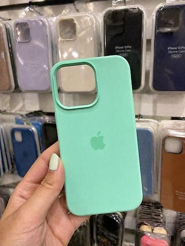 Чехол на IPhone 13 pro, силиконовый, мятного цвета, качество отличное