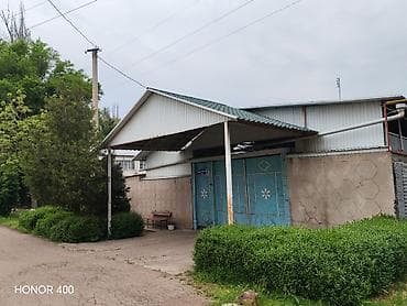 дом куплью: Просторный частный дом с большим крытым двором/навесом. - Крытая — 8