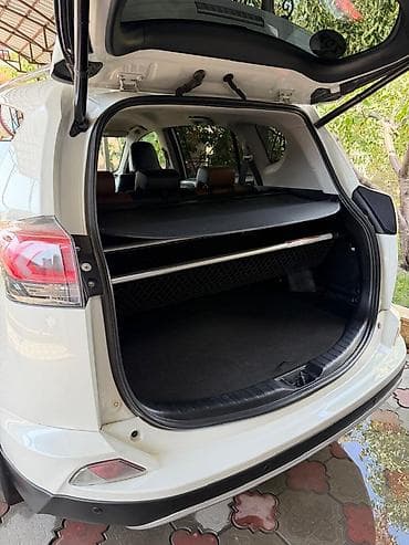 е60 4 4: Toyota RAV4: 2016 г., 2.5 л, Автомат, Бензин, Кроссовер — 8