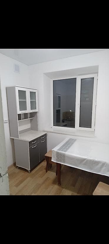 пол дома: 2 комнаты, 43 м², 2 этаж — 4