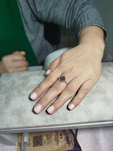 nokia e51: Покрытие гель лаком, Маникюр, Одноразовые расходные материалы — 8