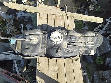 Toyota Fortuner Бензобак, Тойота Фортунер топливный бак Год: 2005