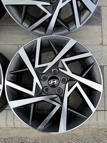 бампер на хендай акцент: Литые Диски R 18 Hyundai, Комплект, отверстий - 5, Б/у — 7