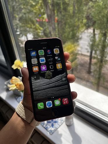 iphone xc: IPhone 7, Б/у, 128 ГБ, Красный, 100 % — 6