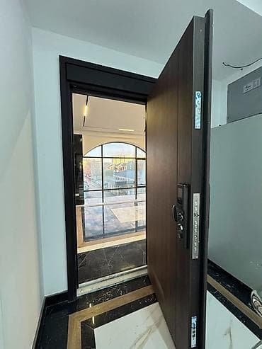 127: Аренда офисов, 127 м², В жилом комплексе, С отдельным сан узлом — 10
