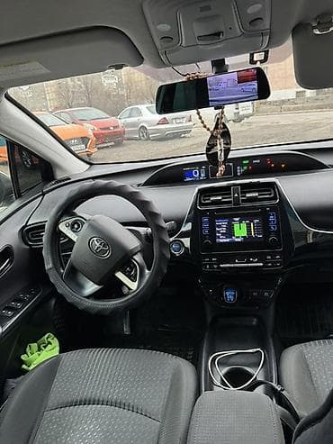 tayota progres: Toyota Prius: 2016 г., 1.8 л, Вариатор, Гибрид, Хэтчбэк — 7