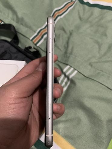 самсук а 50: IPhone 11, Белый — 7