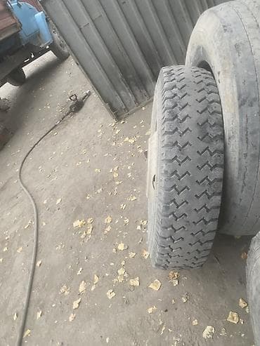 Унаа: Грузовые шины 
Б/у размер 8-25р20 — 4
