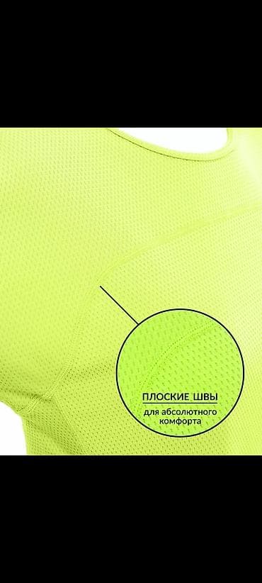 essentials: Вот такая вот в наличии шикарная неоновая футболочка салатового цвета — 3