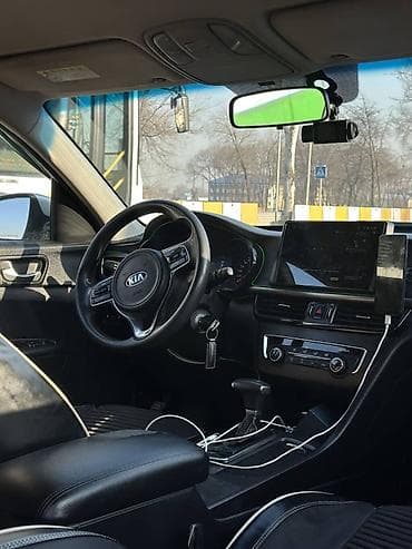 бампер е53: Kia K5: 2017 г., 2 л, Автомат, Газ, Седан — 6