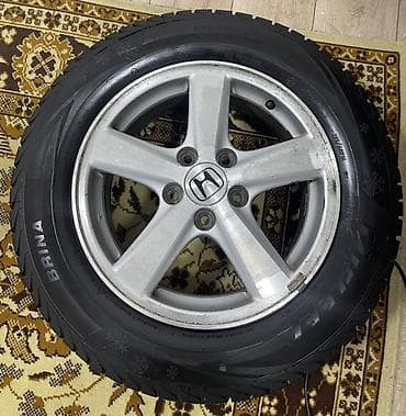 Колеса в сборе 215 / 60 / R 16, Зима, Литые, отверстий - 5