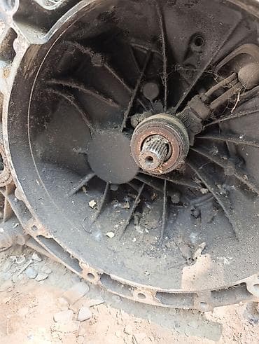 продаю ист: Коробка передач Механика Ford 2003 г. — 2